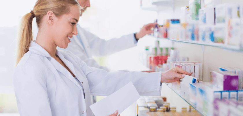 Cover image for Antavo's guide about pharmacy loyalty programs.